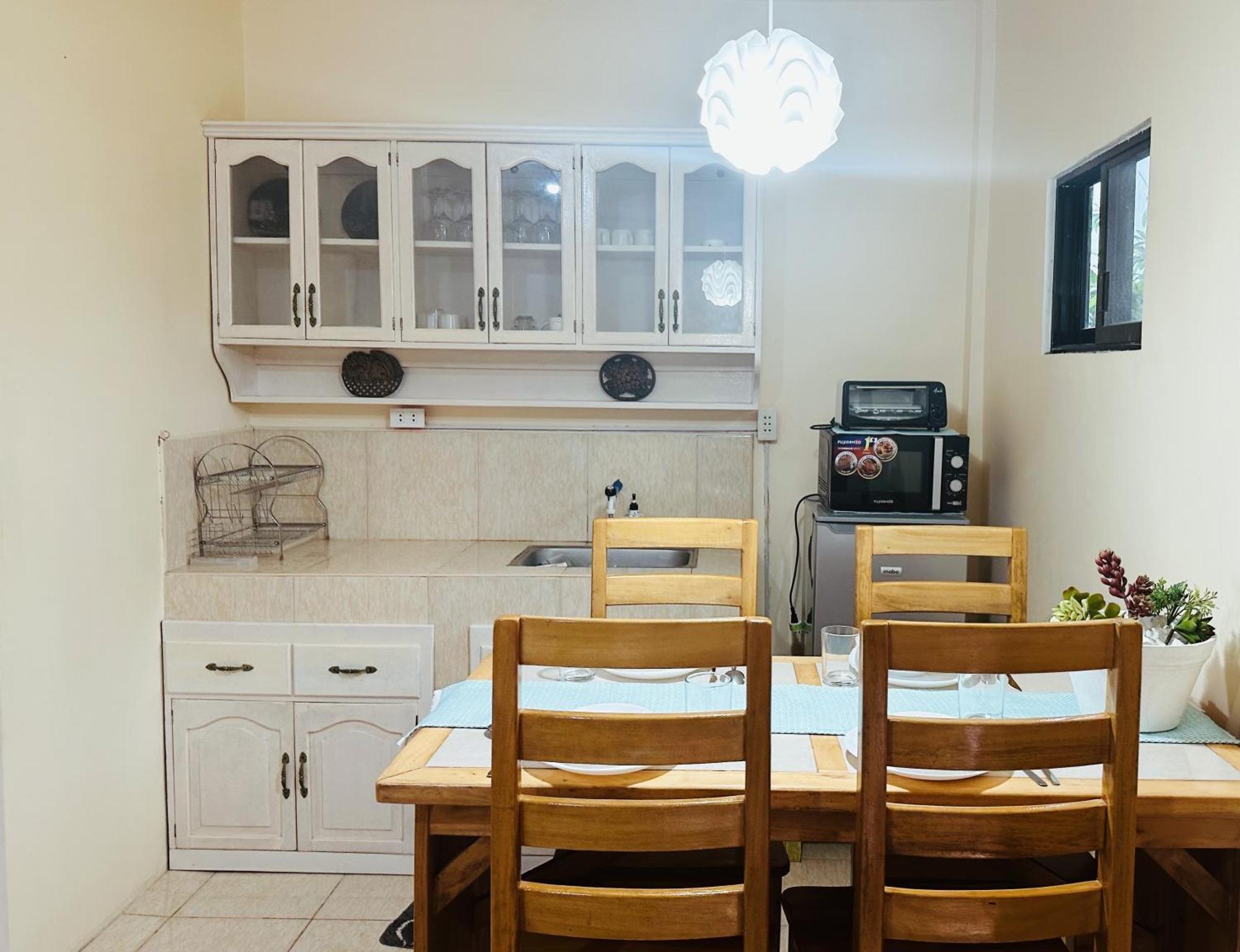 Home In Taytay 외부 사진