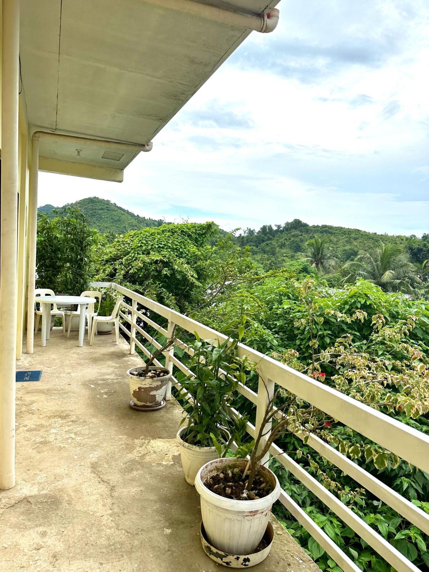 Home In Taytay 외부 사진